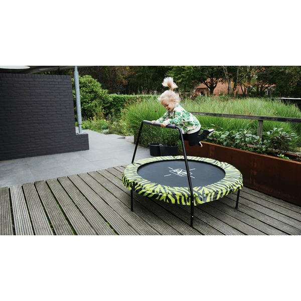 EXIT TOYS EXIT Tiggy Junior Trampoline Met Greepstang ø140 Cm, Zwart/groen 7 EXIT TOYS EXIT Tiggy Junior Trampoline Met Greepstang ø140 Cm, Zwart/groen - Afbeelding 5