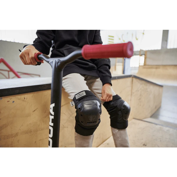 HUDORA ® Biomechanische Beschermers Set Pro Zwart 4 HUDORA ® Biomechanische Beschermers Set Pro Zwart - Afbeelding 2