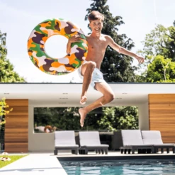 SWIM ESSENTIALS Swim Essential S Drijvende Ring Camouflage 90 Cm 11 SWIM ESSENTIALS Swim Essential S Drijvende Ring Camouflage 90 Cm -Buitenspeelgoed Winkel swim essential s drijvende ring camouflage 90 cm a361822 4