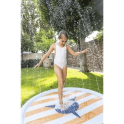 SWIM ESSENTIALS Swim Essential S Sprinkler Mat Haai -Buitenspeelgoed Winkel swim essential s sprinkler mat haai a384603 2